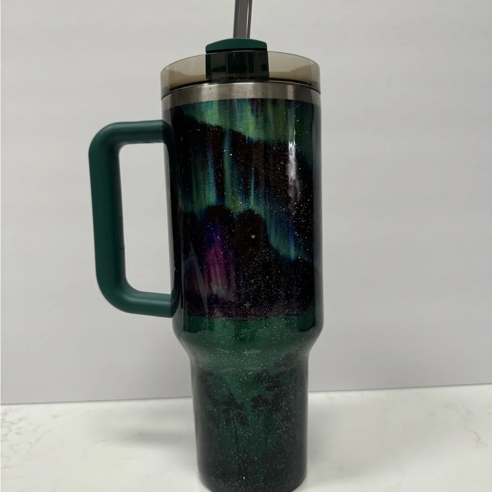 NWOT Stanley Custom Northern Lights 40oz - Picture 2 of 3